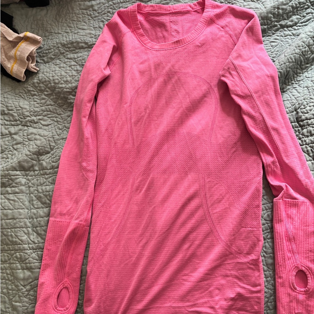 Lululemon pink long sleeve athletic top